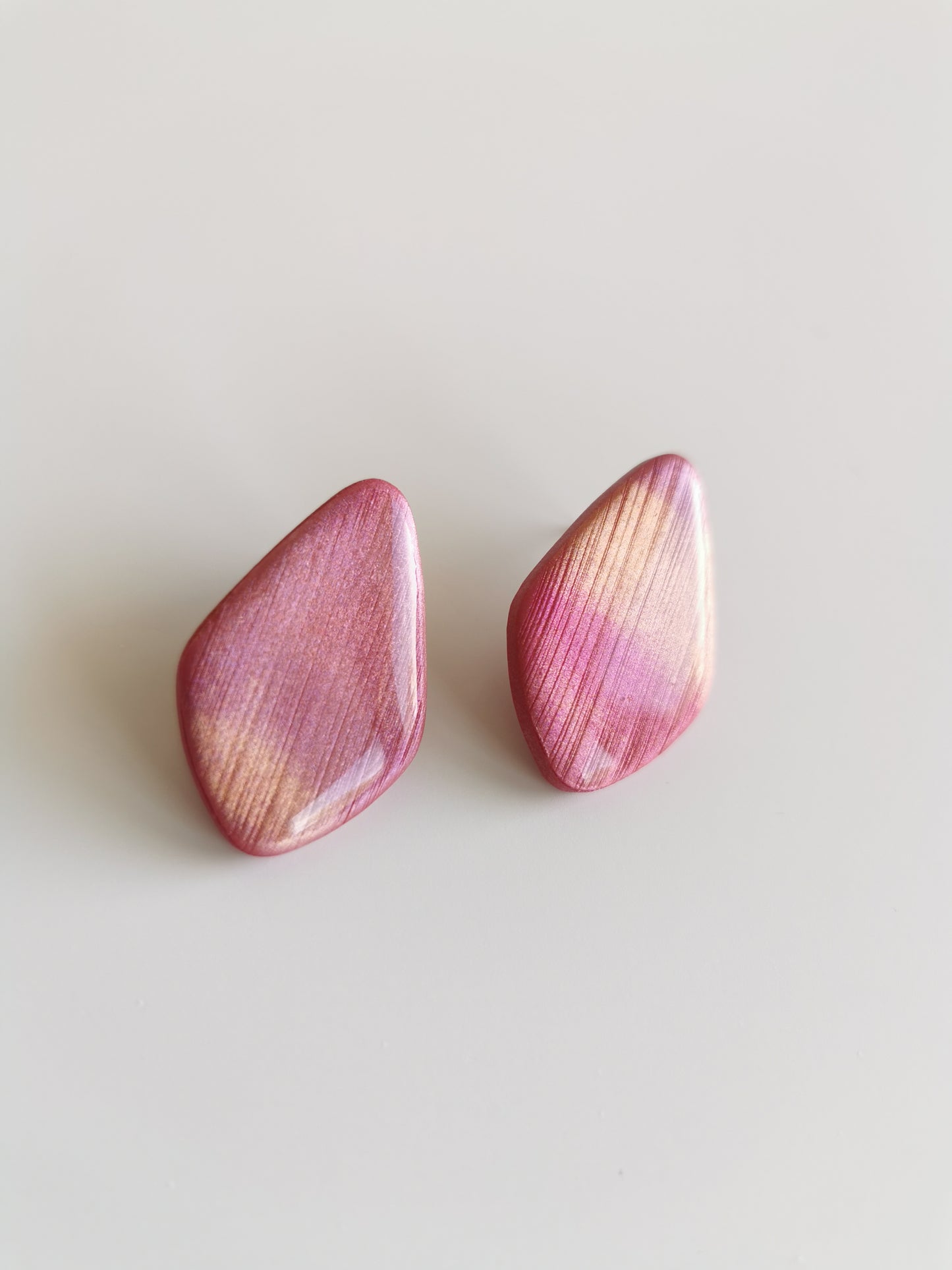 Boucle d'oreille Lupe Rose