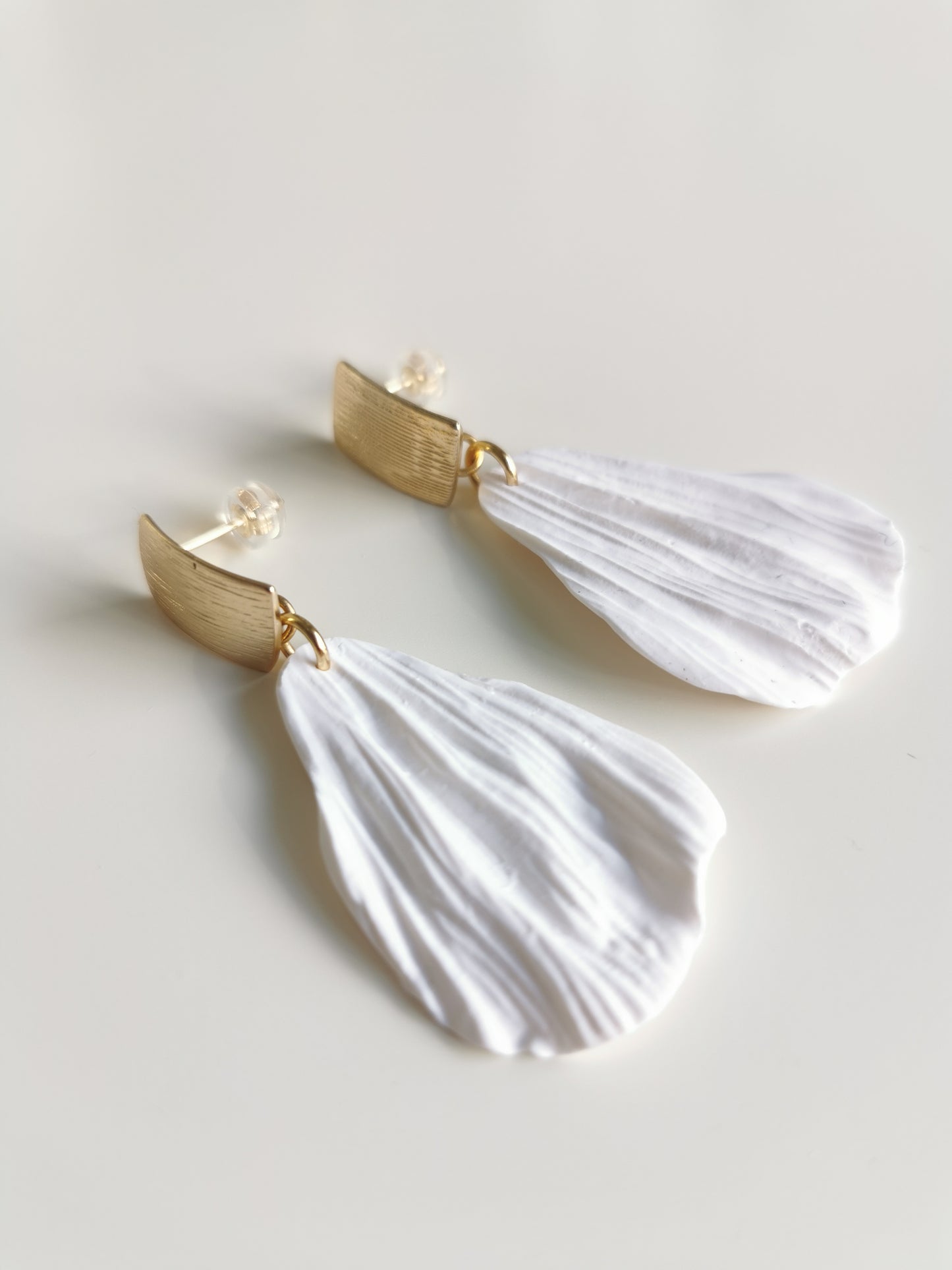 Boucle d'oreille Pétale