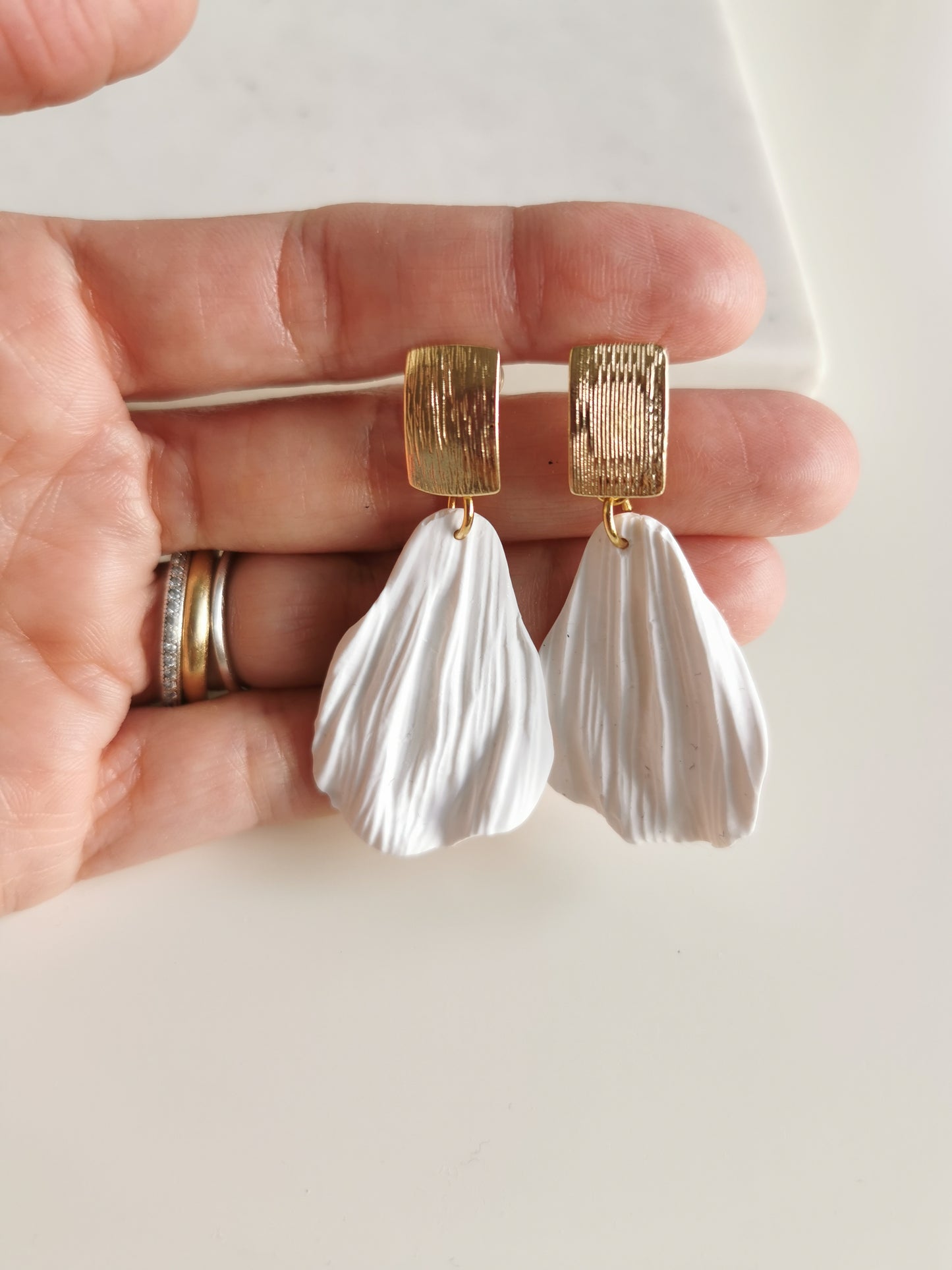 Boucle d'oreille Pétale