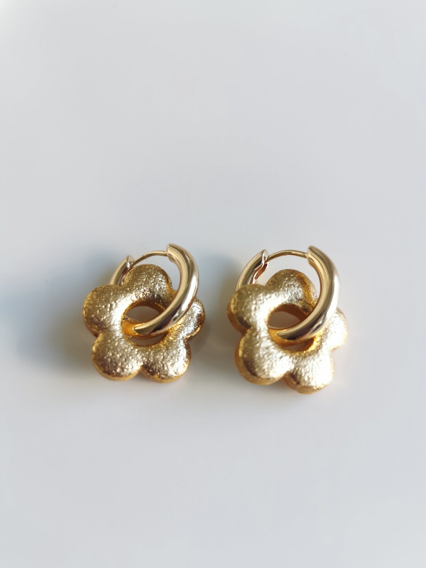 Boucle d'oreille Monique Or