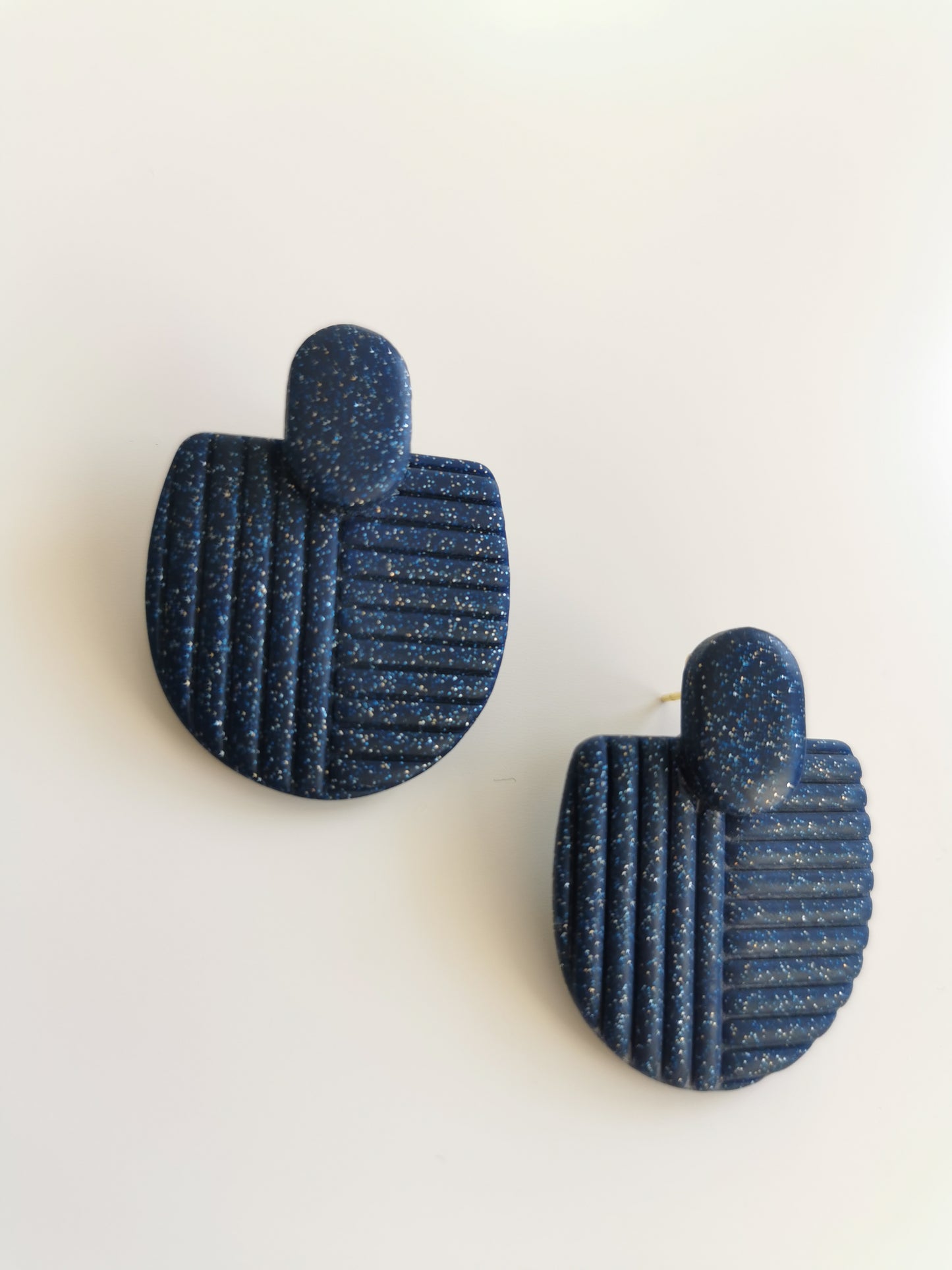Boucle d'oreille Mavi bleu