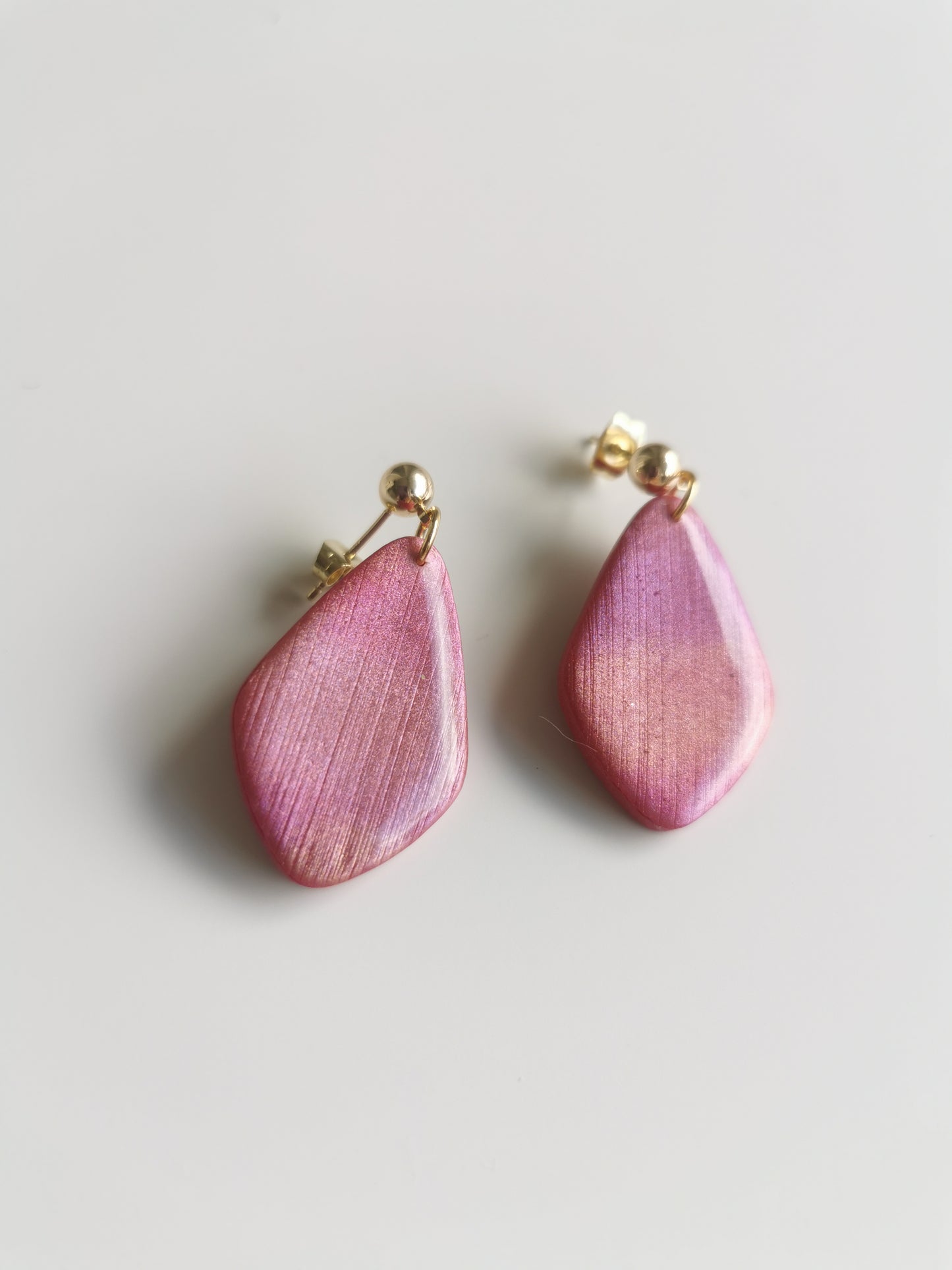 Boucle d'oreille Maggie rose