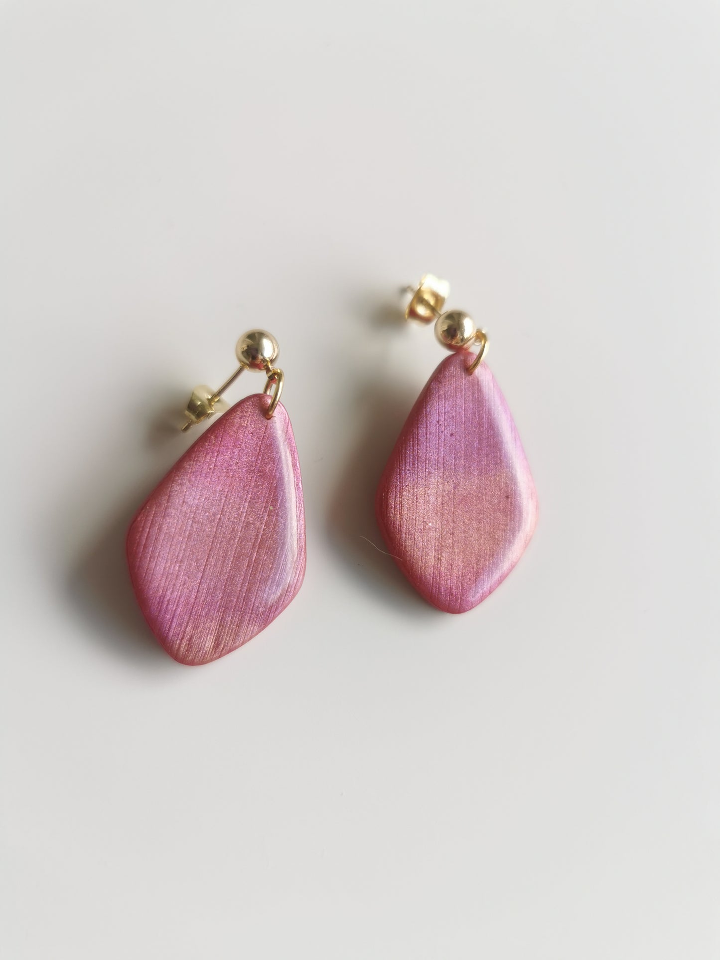 Boucle d'oreille Maggie rose