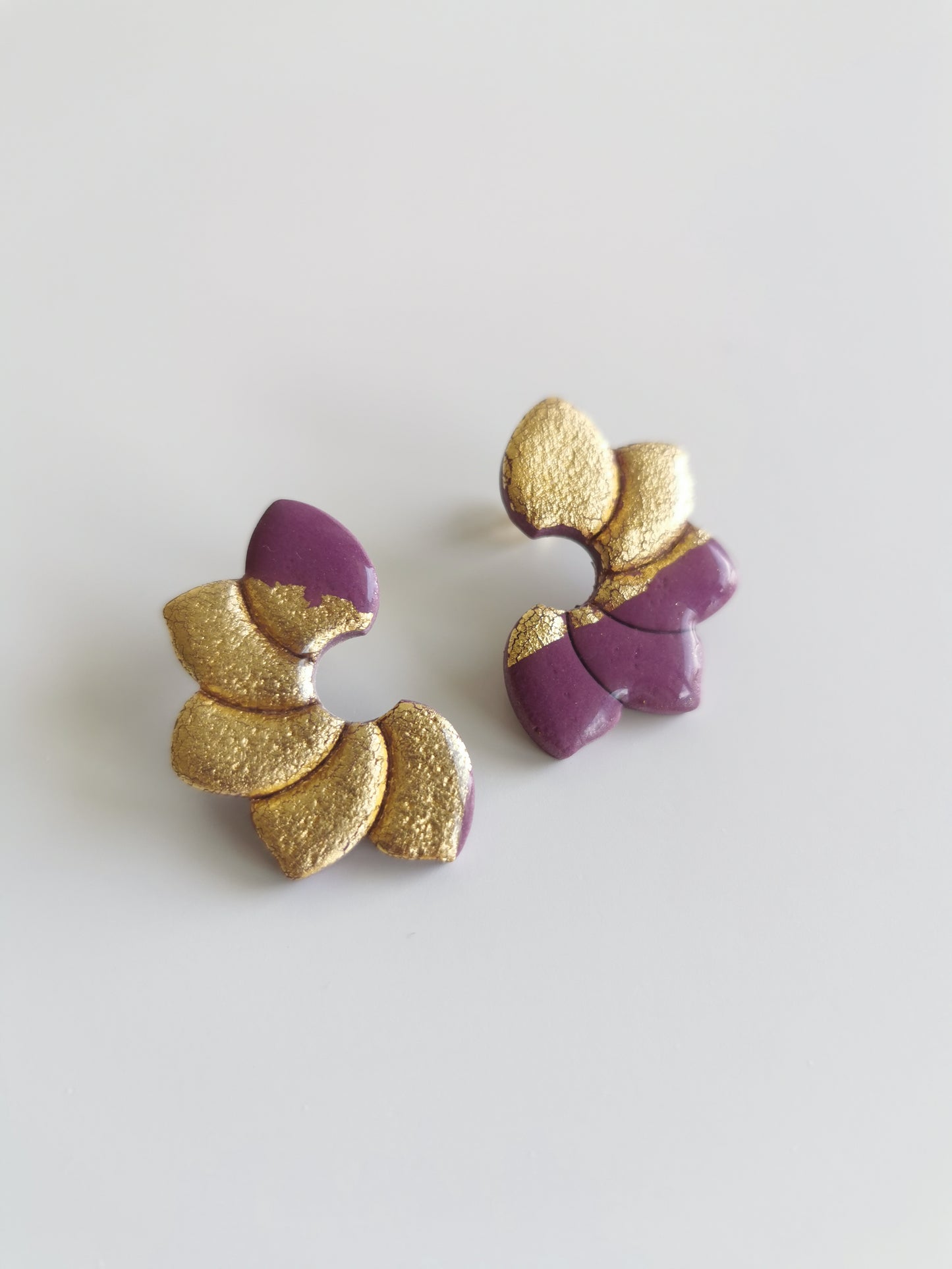 Boucle d'oreille Flora violet