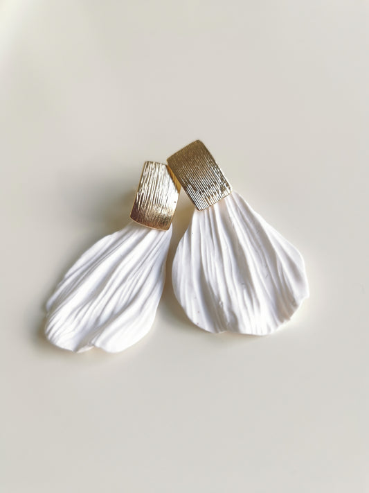 Boucle d'oreille Pétale