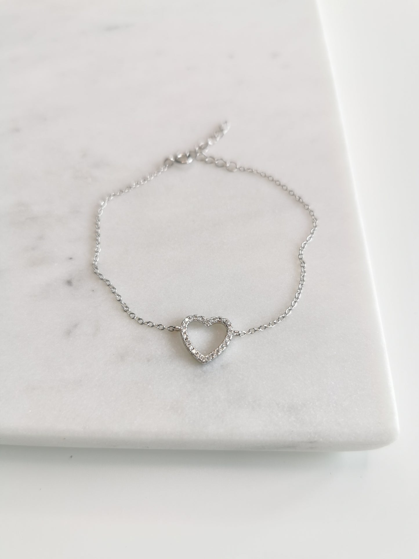 BRACELET CHAÎNE AVEC COEUR ZIRCONIUM