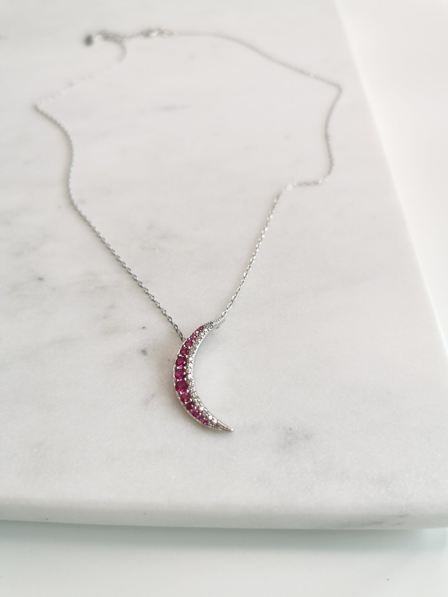 COLLIER LUNE ZIRCONIUM FUCHSIA