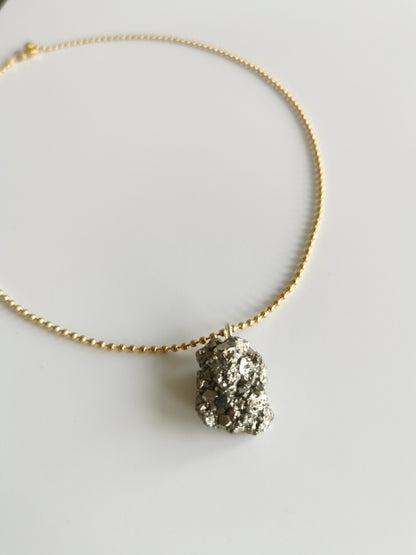 COLLIER PIERRE PYRITE