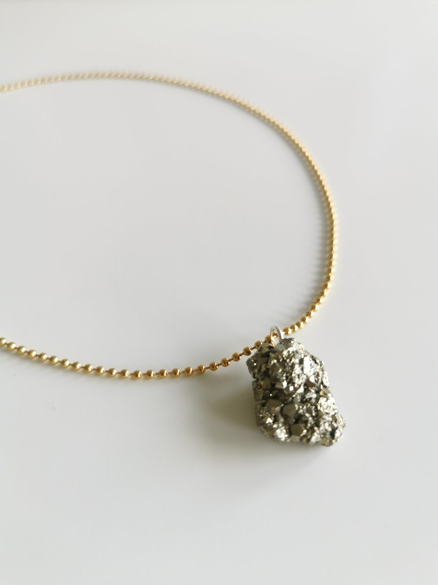 COLLIER PIERRE PYRITE